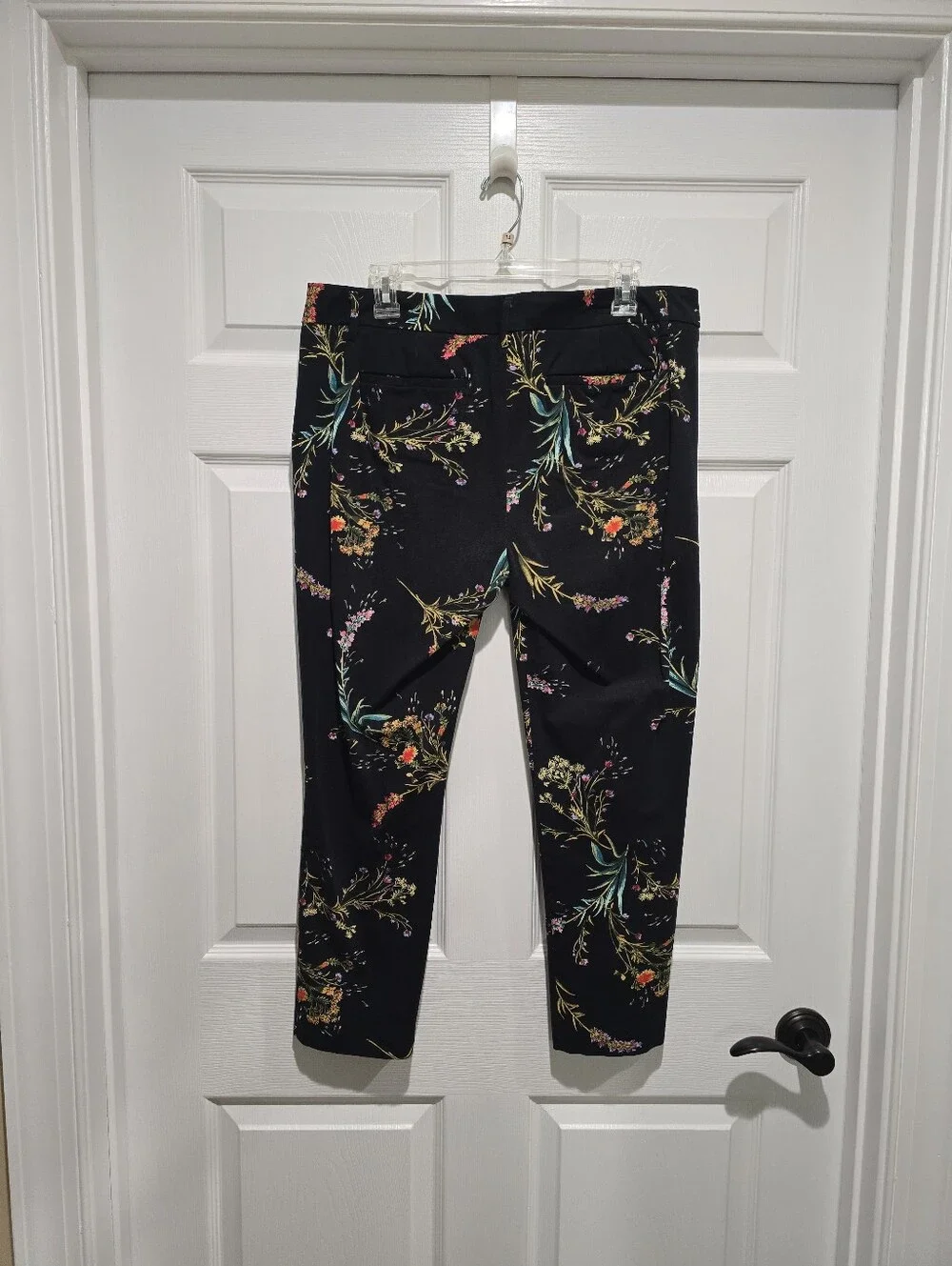 Wrap-Front Long Sleeve Top (L) and Ankle-Length Pants (12) - Picture 7 of 7